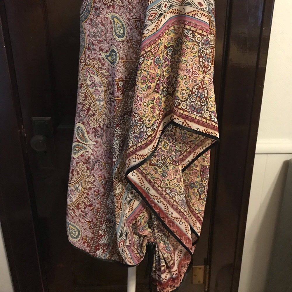 Unique top - Picture 4 of 7